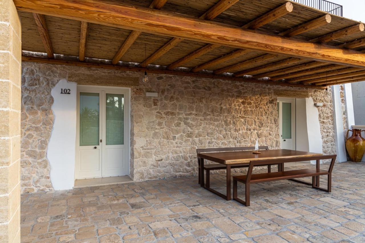 Hotel Dimora Le Site Torre Suda Exterior foto